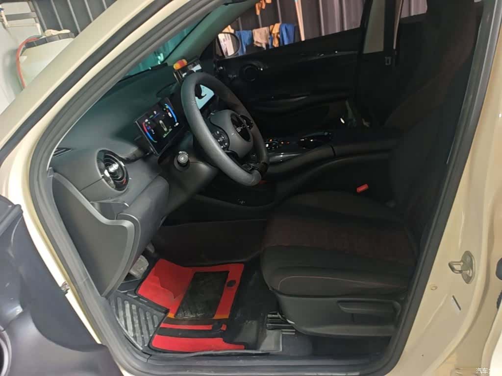 BYD E2, 2024 15