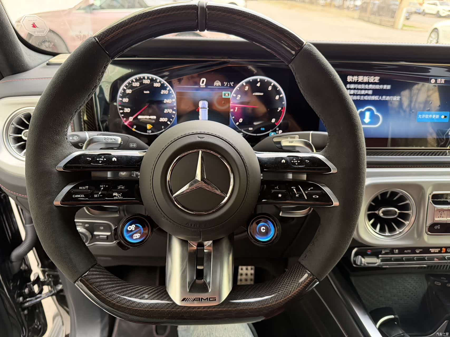 Mercedes-Benz G-Class, 2026 9