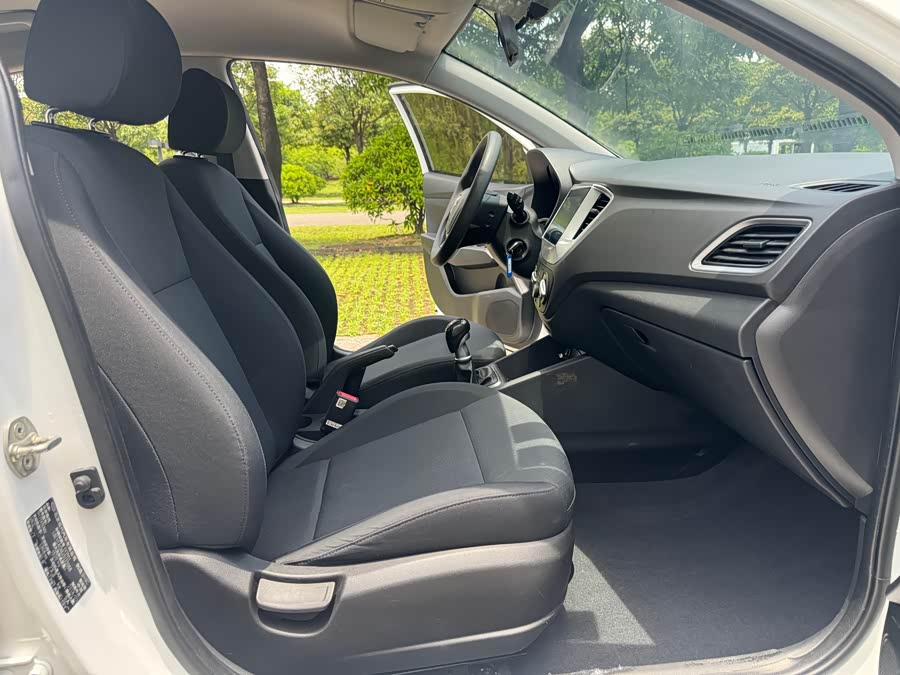 Hyundai Accent 2019, фото 11