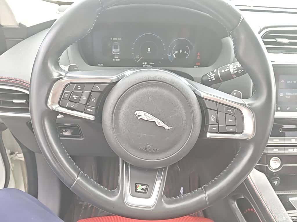 Jaguar F-PACE, 2017 11
