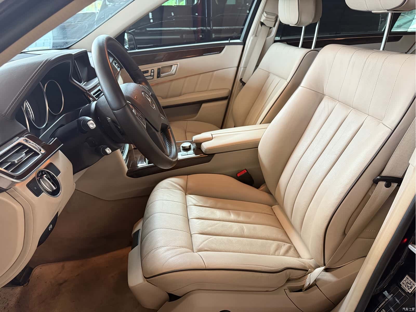 Mercedes-Benz E-Class, 2015 10