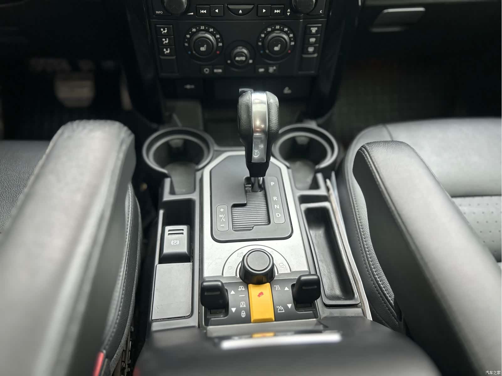 Land Rover Discovery, 2009 25