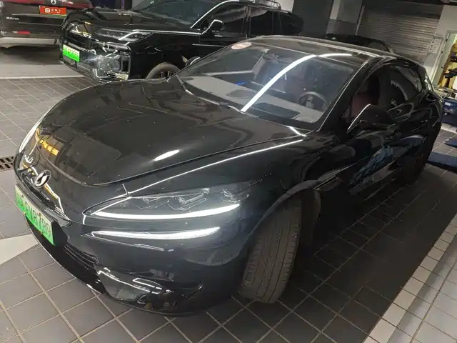 Denza Z9 GT 2025 — купить из Китая под заказ