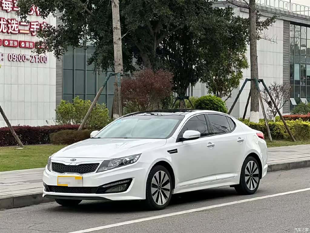 Kia K5, 2014 1