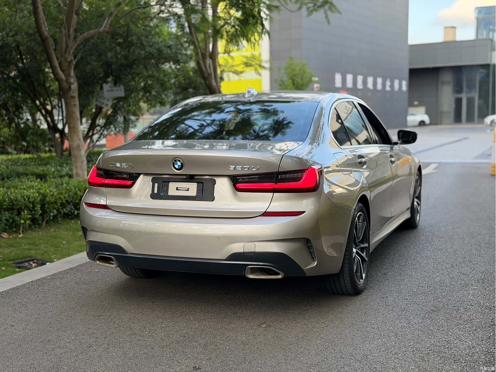 BMW 3 Series, 2020 все фото