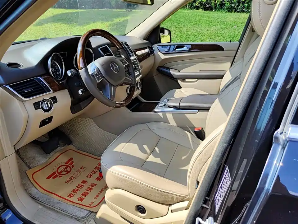 Mercedes-Benz M class