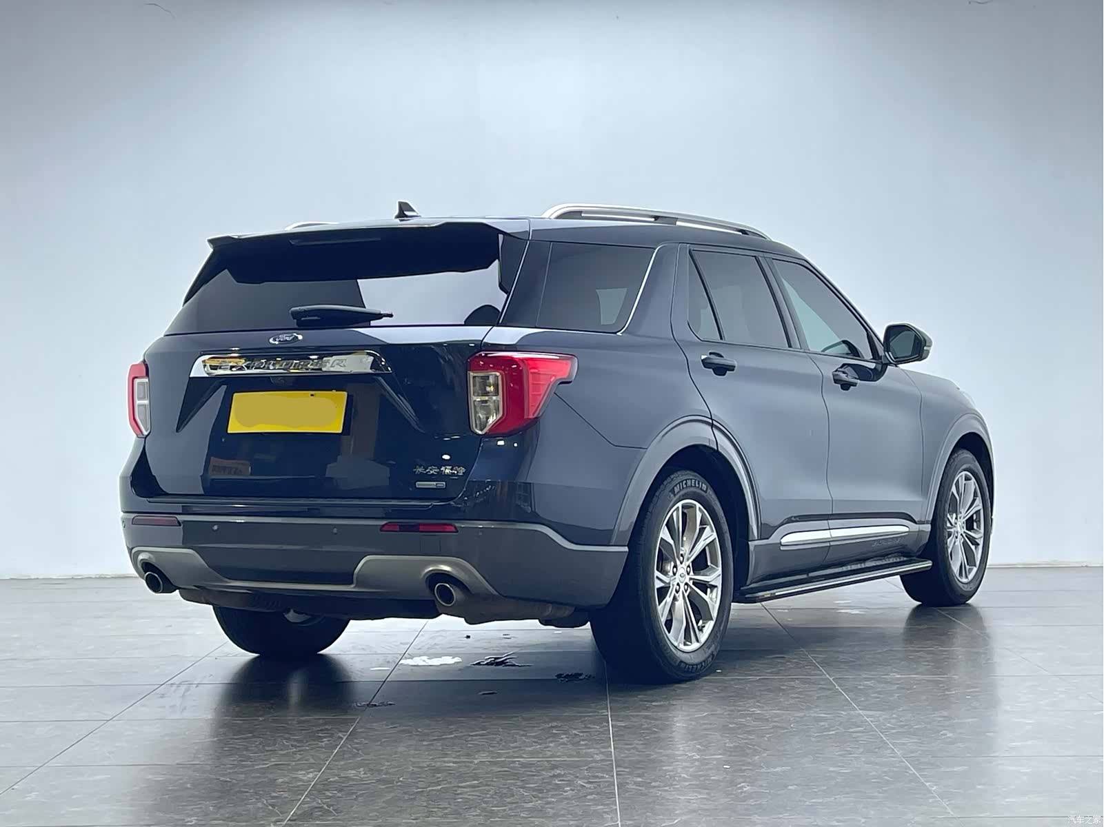 Ford Explorer, 2021 3