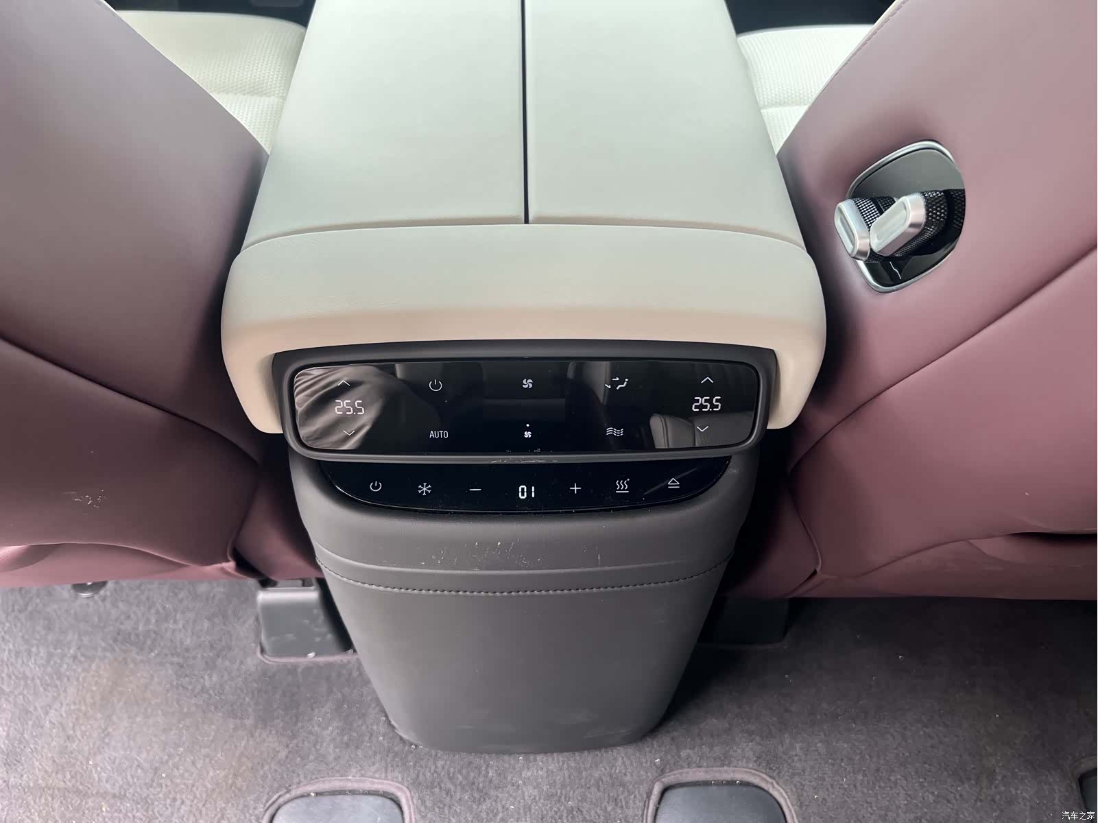 Xpeng X9, 2025 8