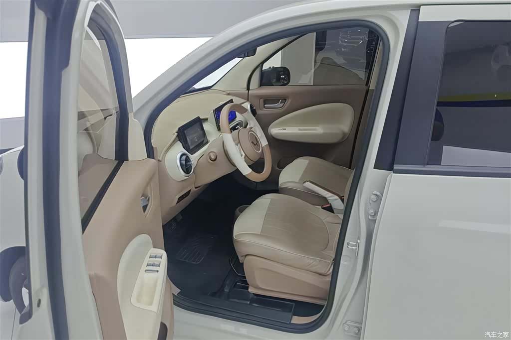 Wuling MINIEV, 2025 9