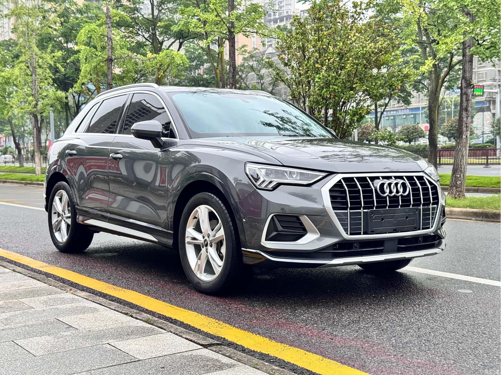Audi Q3, 2022 3