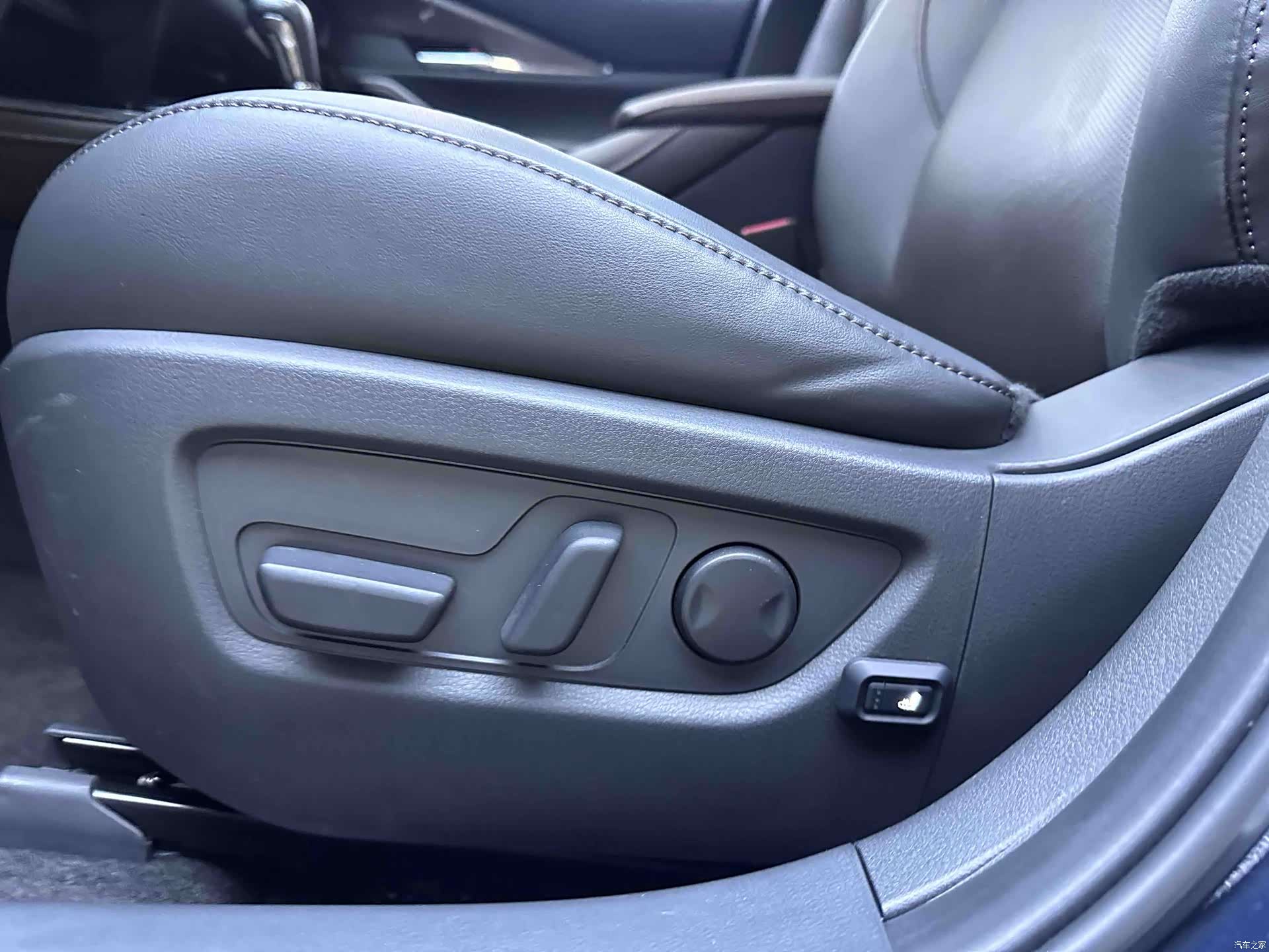 Mazda CX-30, 2022 16