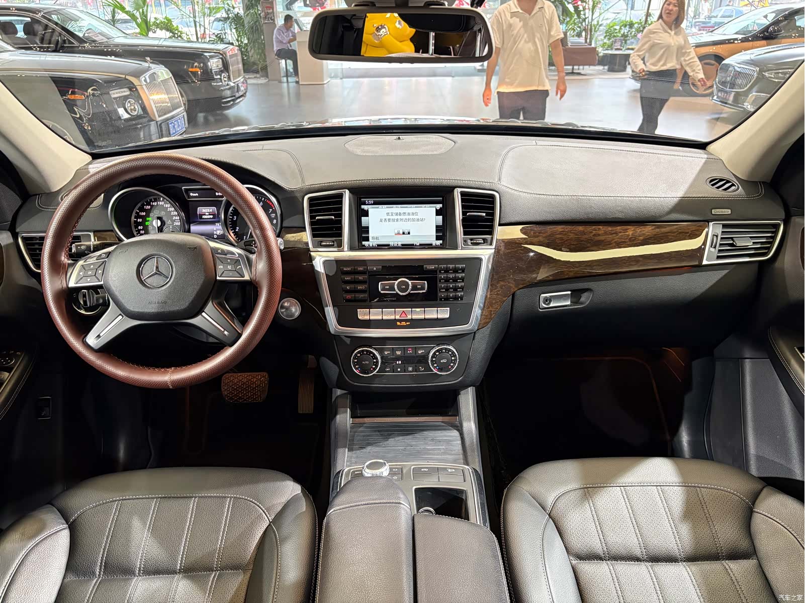 Mercedes-Benz GL-Class, 2015 9