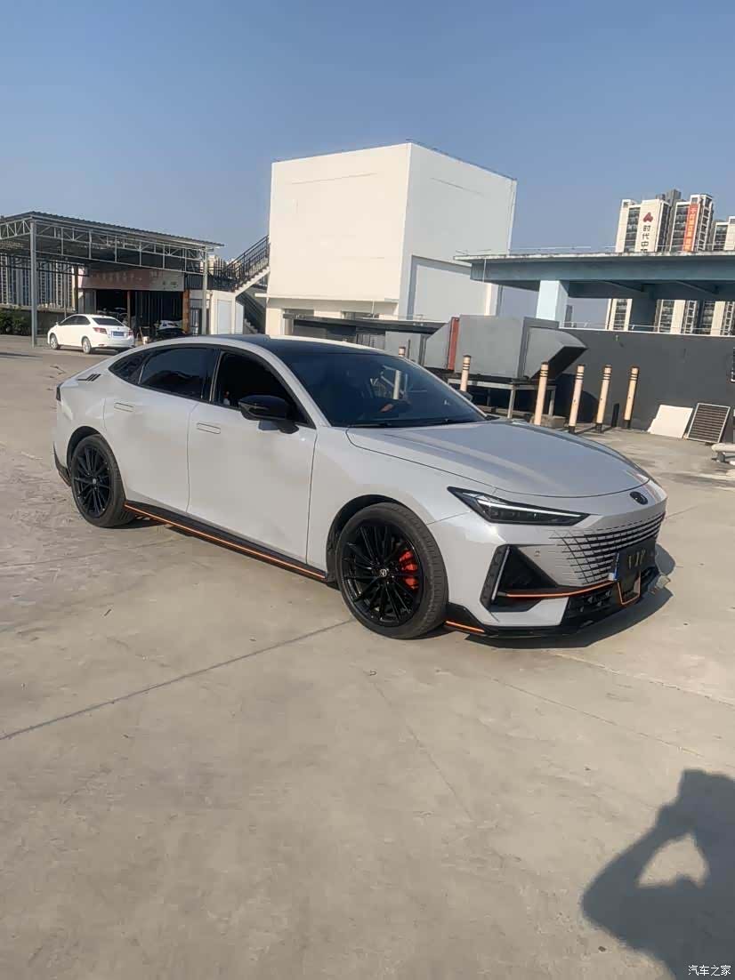 Changan UNI-V, 2023 3