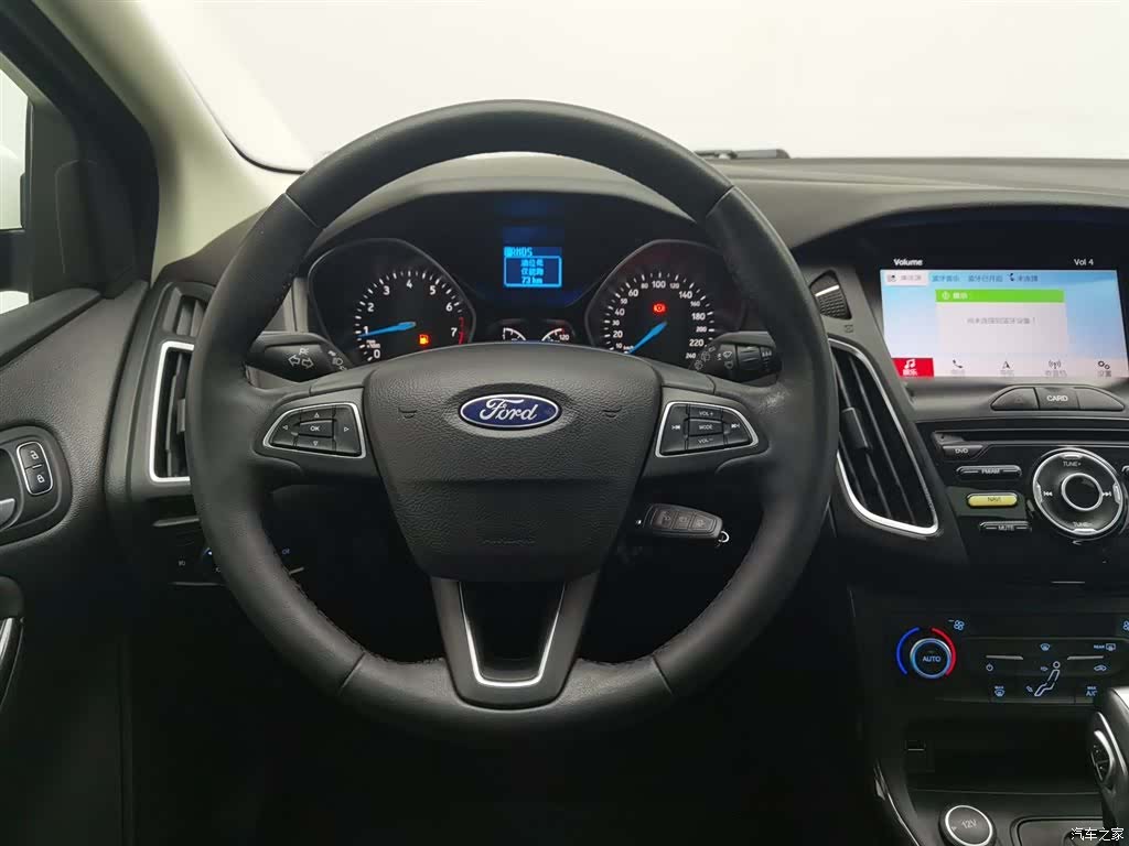 Ford Focus, 2018 11