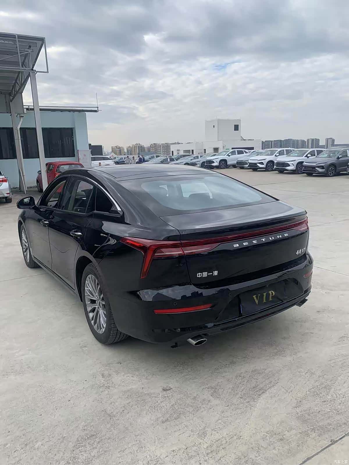 Bestune B70, 2023 17