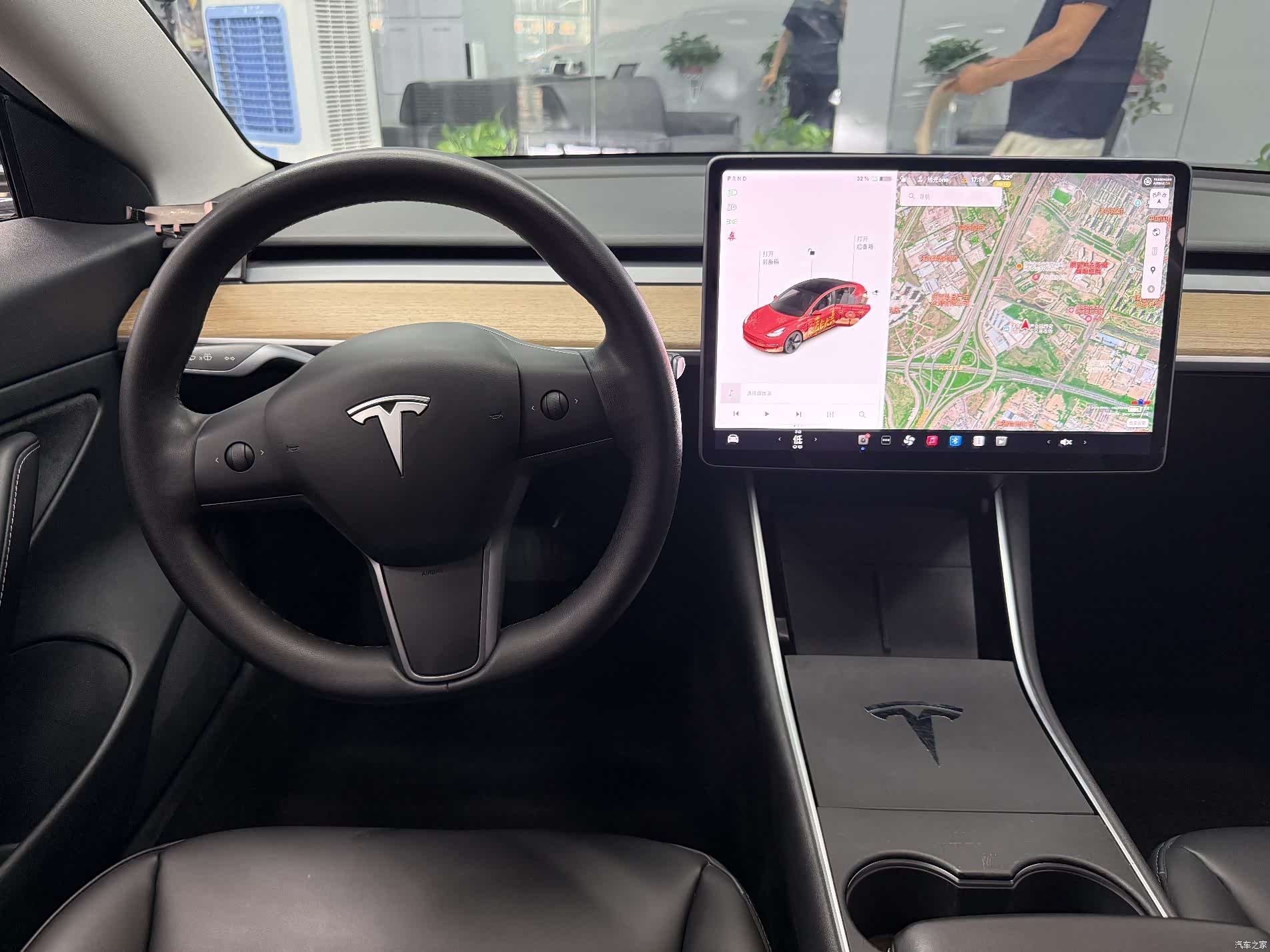 Tesla Model 3, 2020 9
