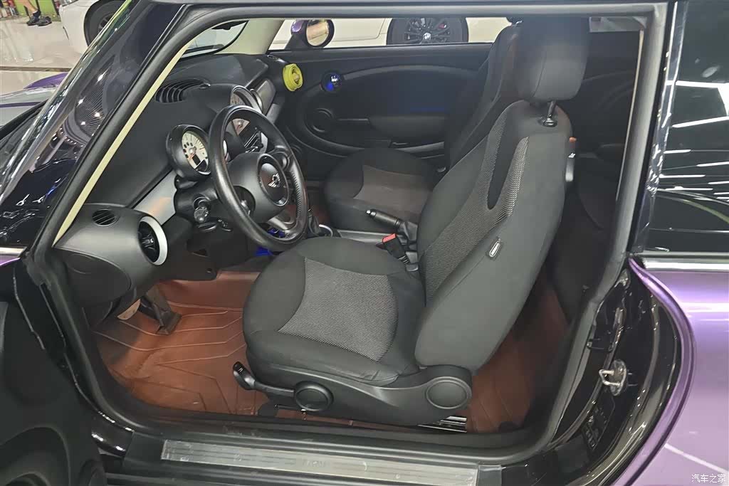 Mini ONE, 2013 9