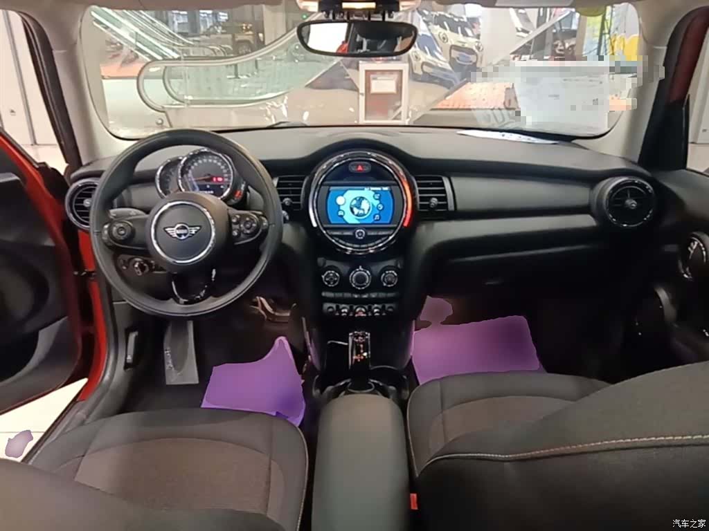 Mini ONE, 2019 10