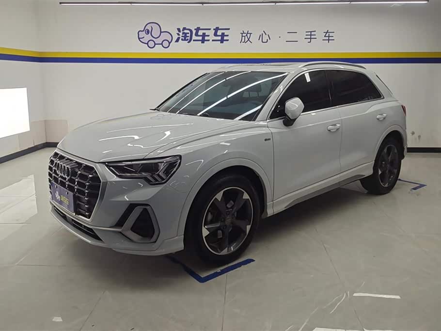 Audi Q3 Audi Q3