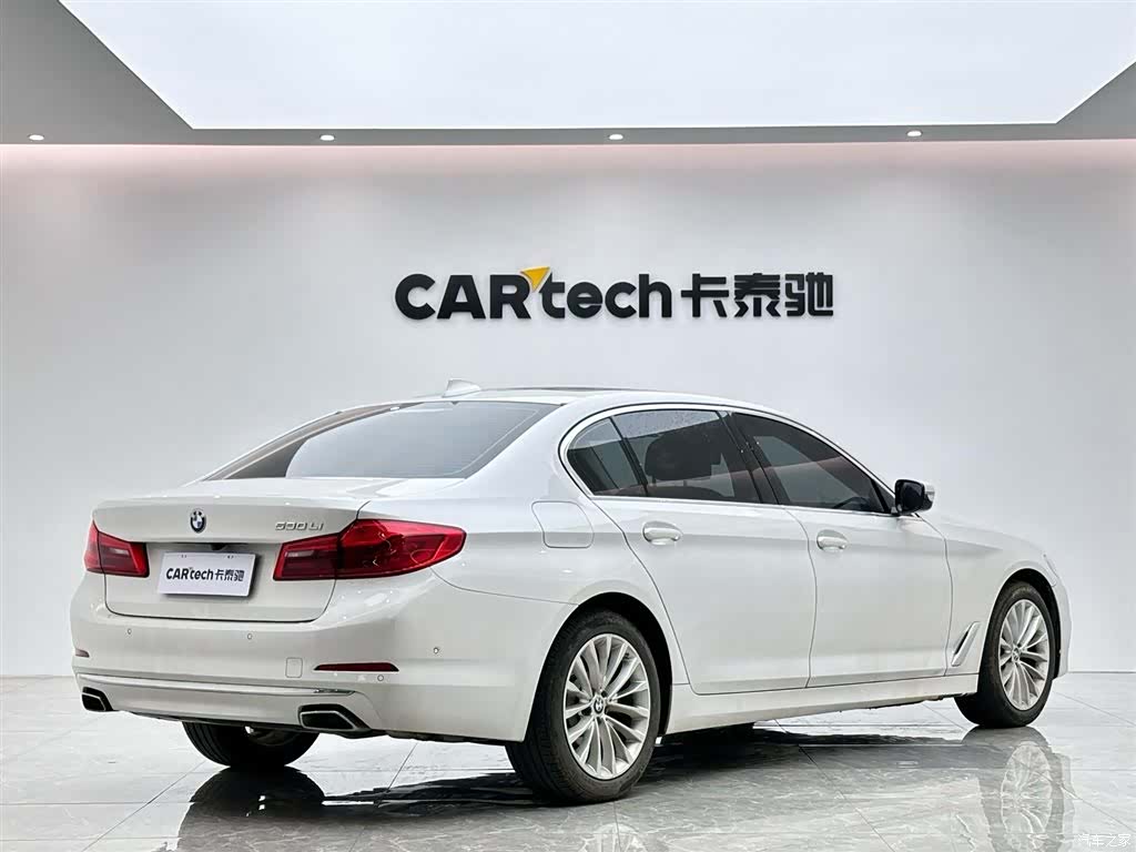 BMW 5 Series, 2020 все фото