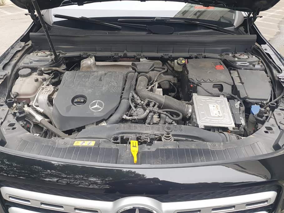 Mercedes-Benz GLB Mercedes-Benz GLB