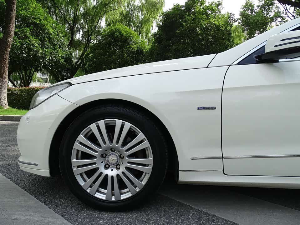 Mercedes-Benz E-class Mercedes-Benz E-class