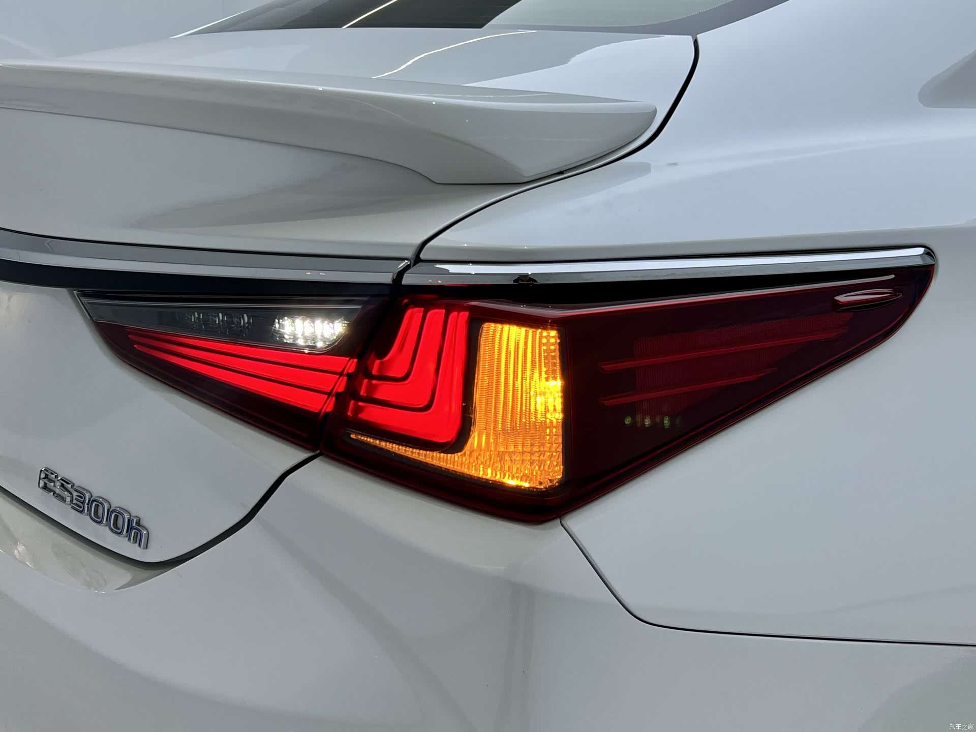 Lexus ES, 2018 20