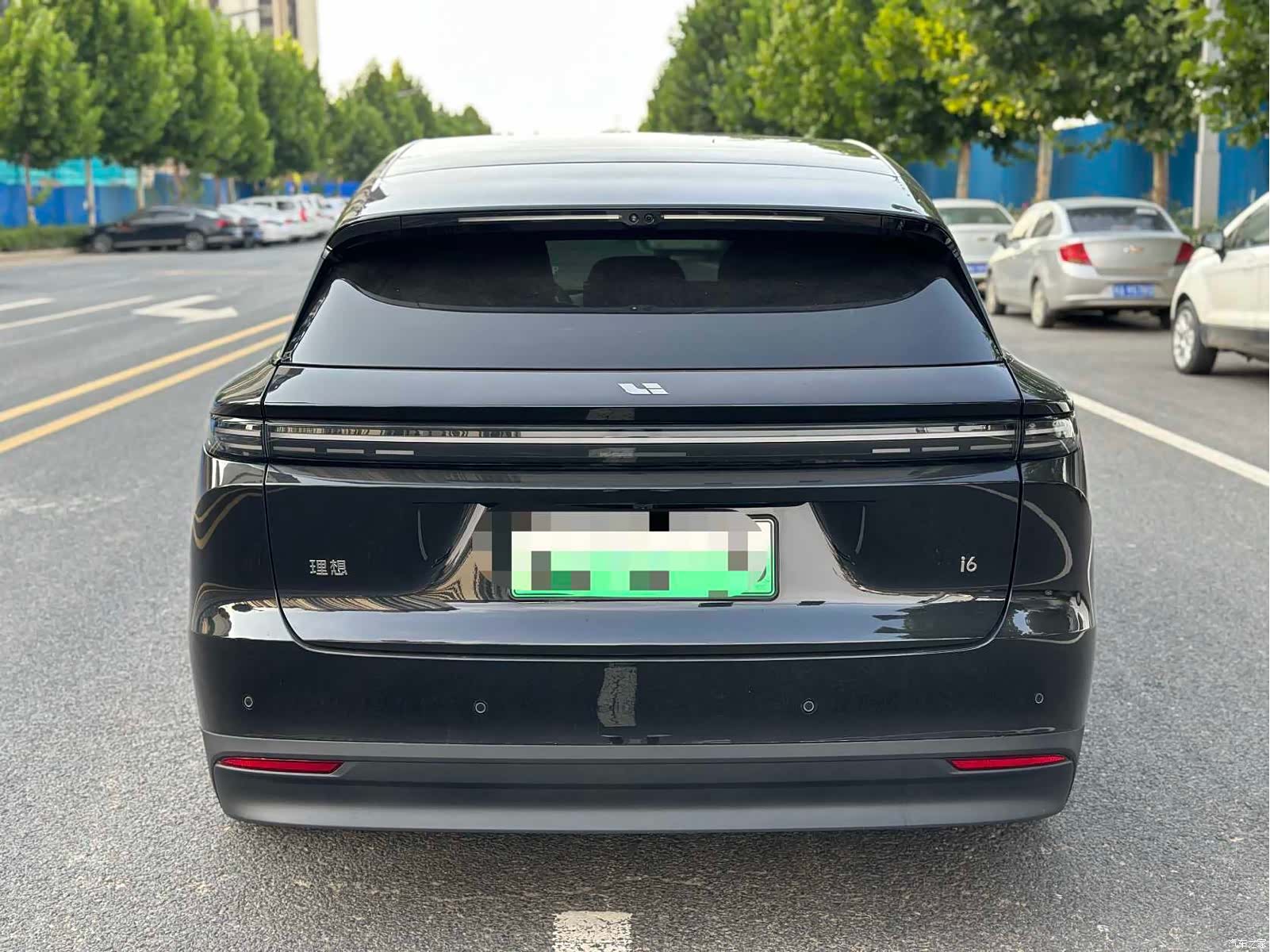 Li Auto i6, 2025 10