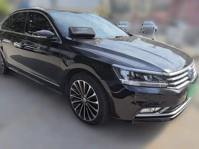 Volkswagen Passat 2018 — купить из Китая под заказ