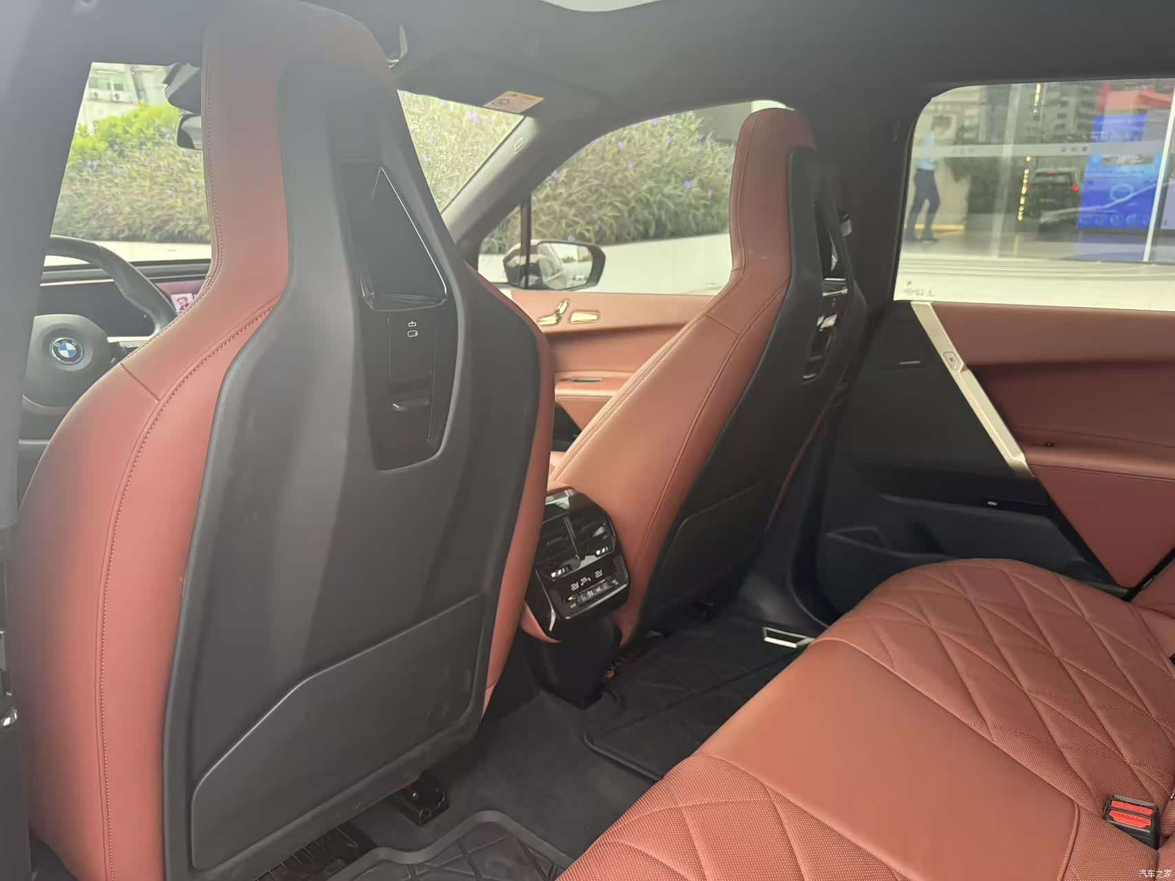 BMW iX, 2024 10