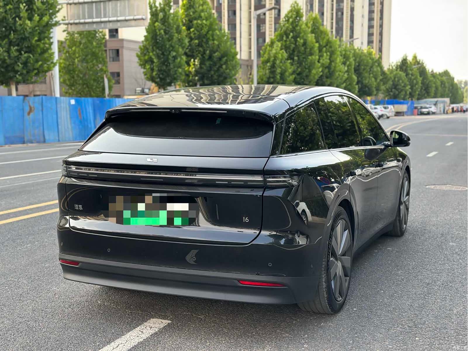 Li Auto i6, 2025 11