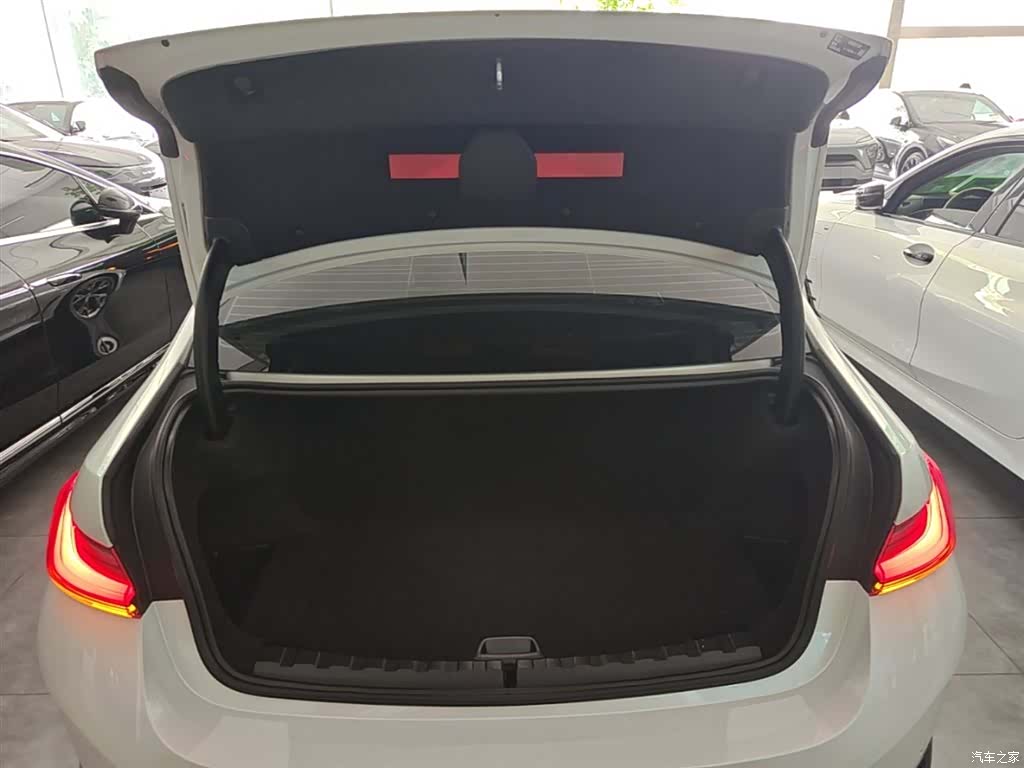 BMW i3, 2024 19