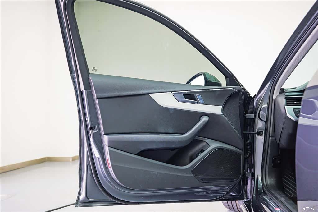 Audi A4L, 2024 12