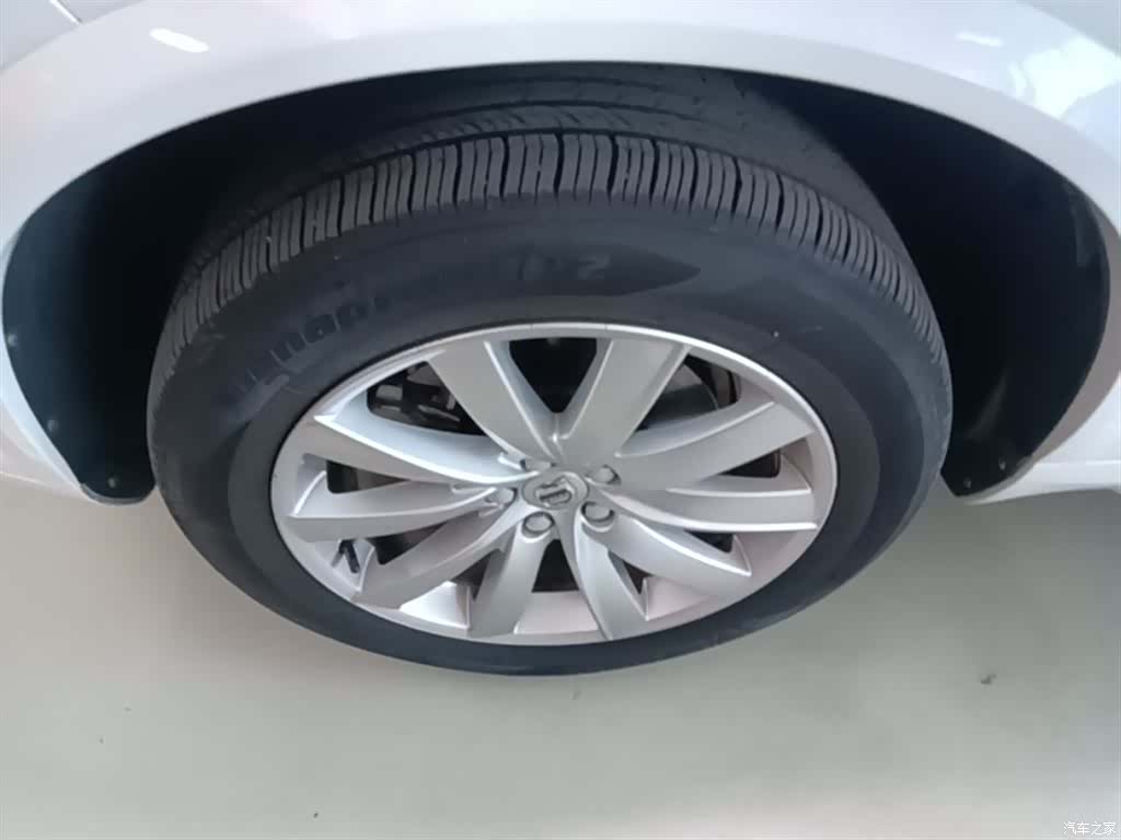 Volvo XC90, 2016 25