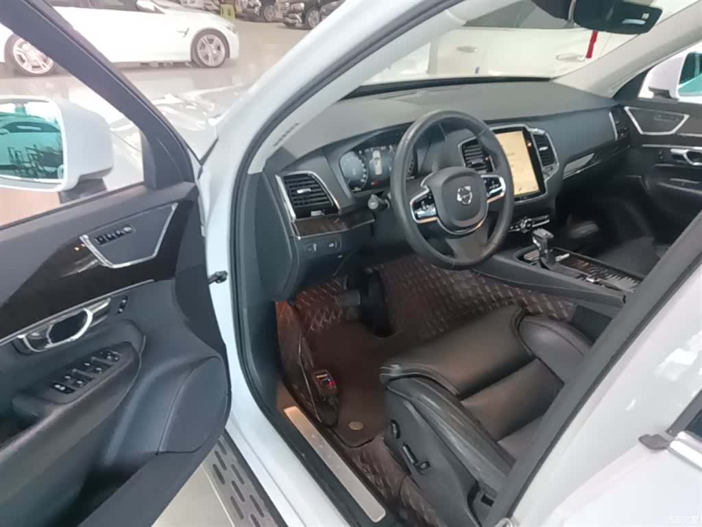 Volvo XC90, 2016 12