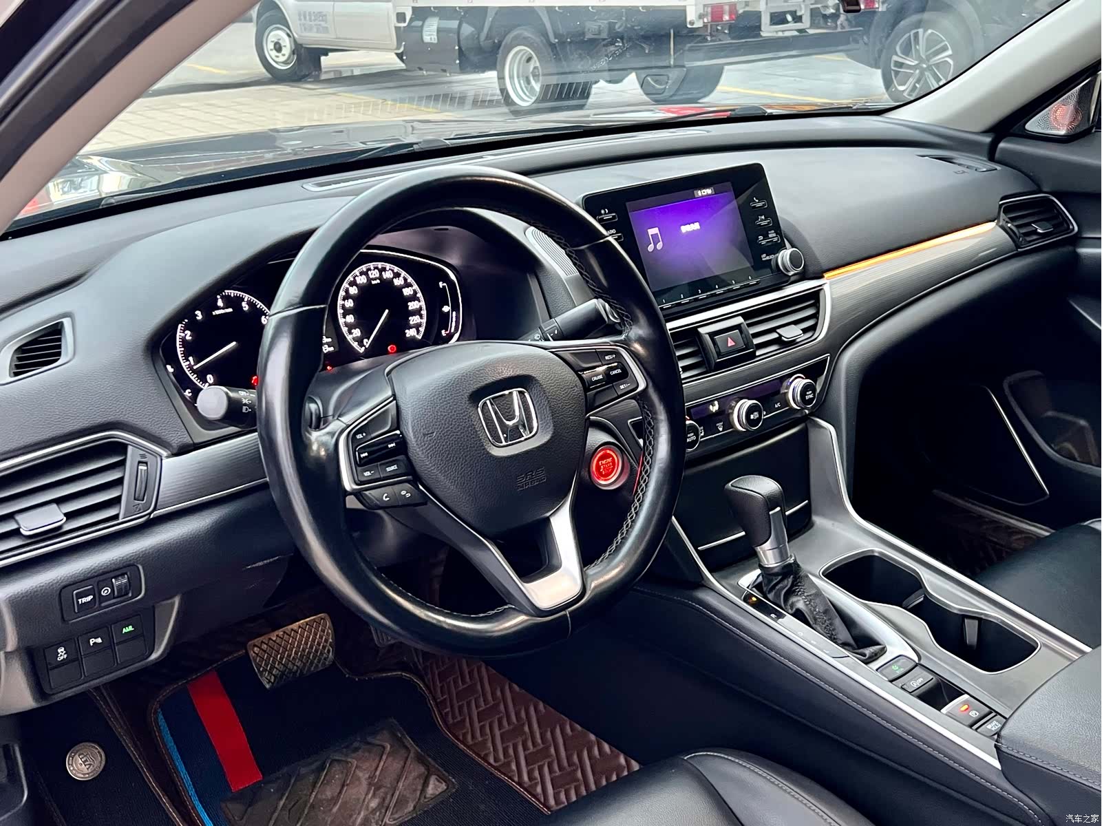 Honda Accord, 2020 все фото