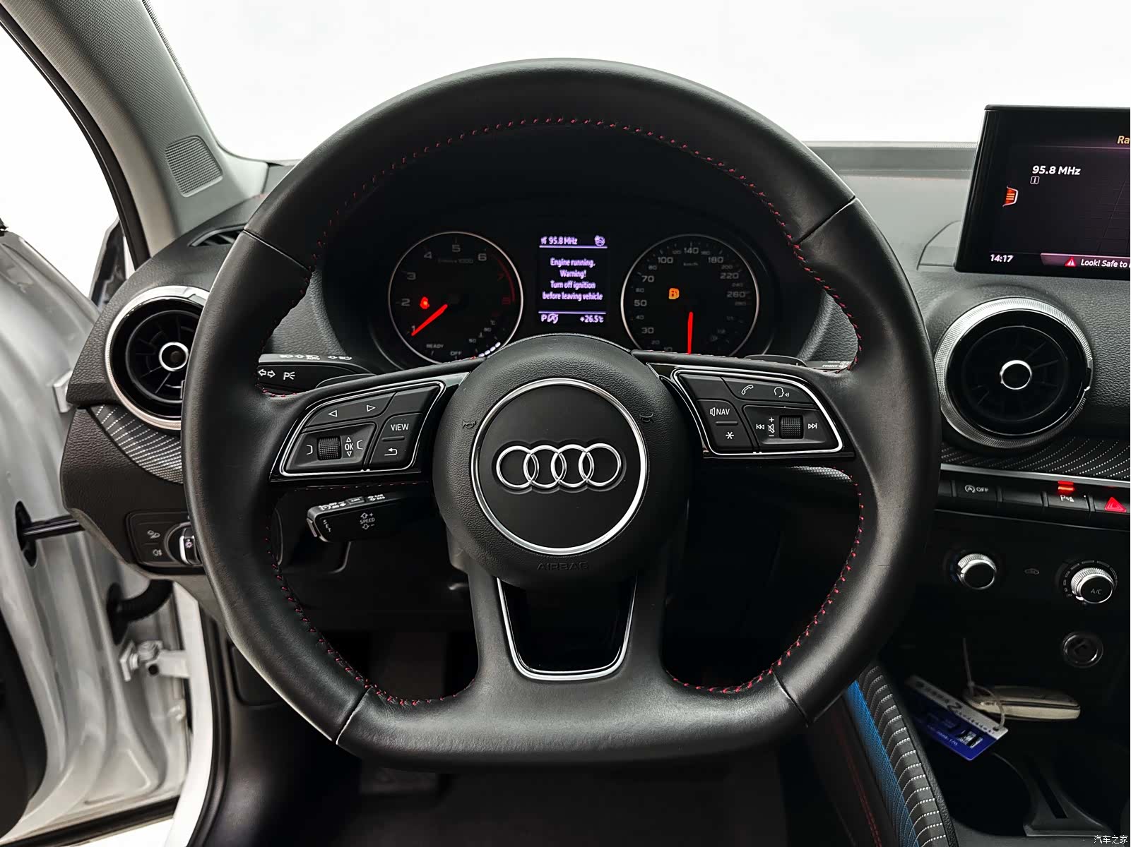 Audi Q2L, 2022 19