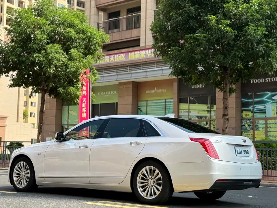 Cadillac CT6