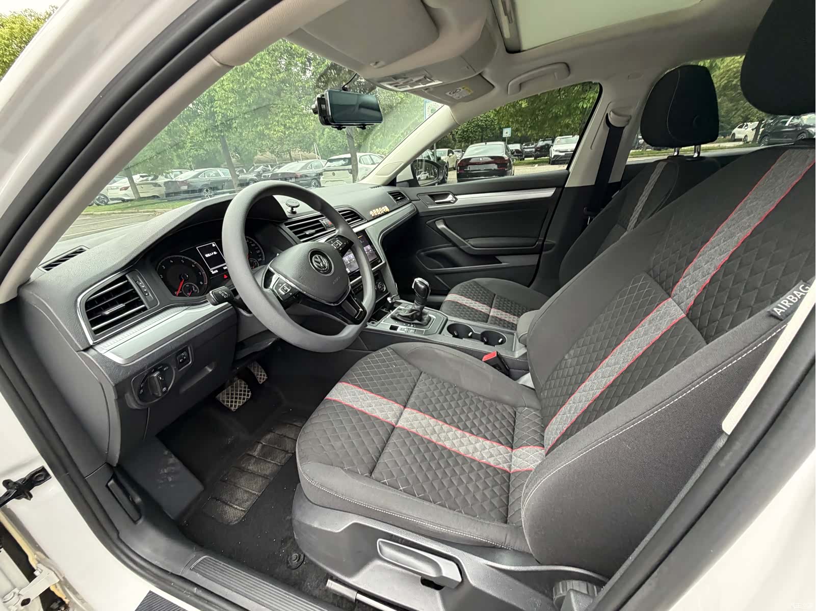 Volkswagen Lamando, 2021 4