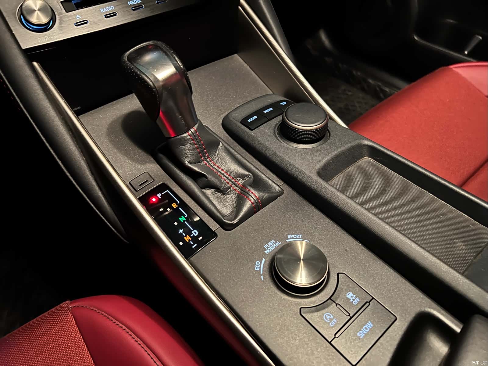 Lexus IS, 2018 20