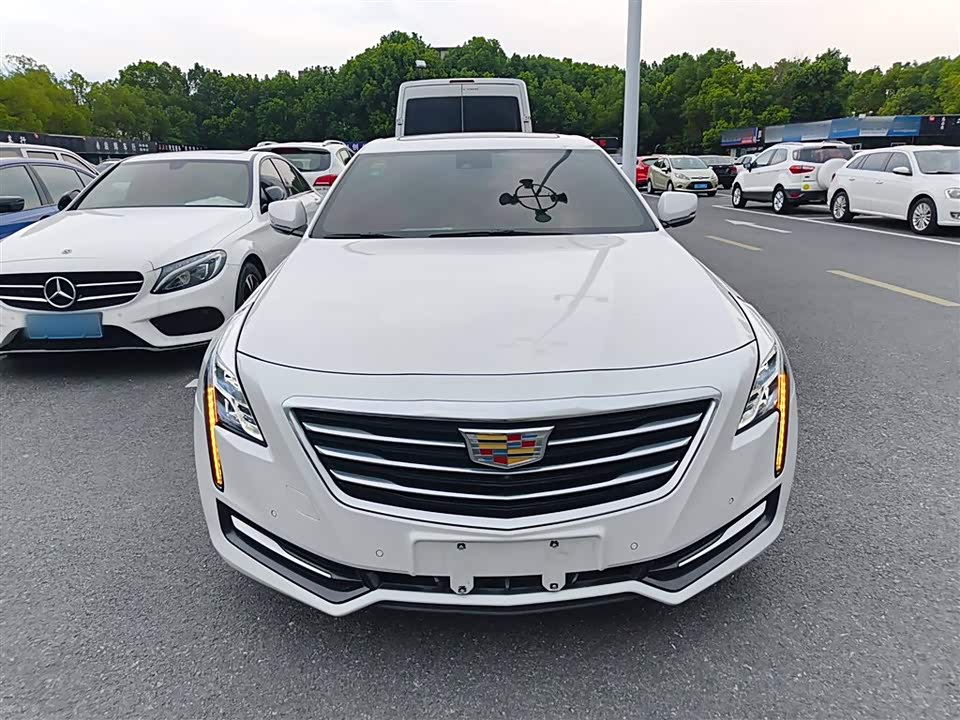 Cadillac CT6