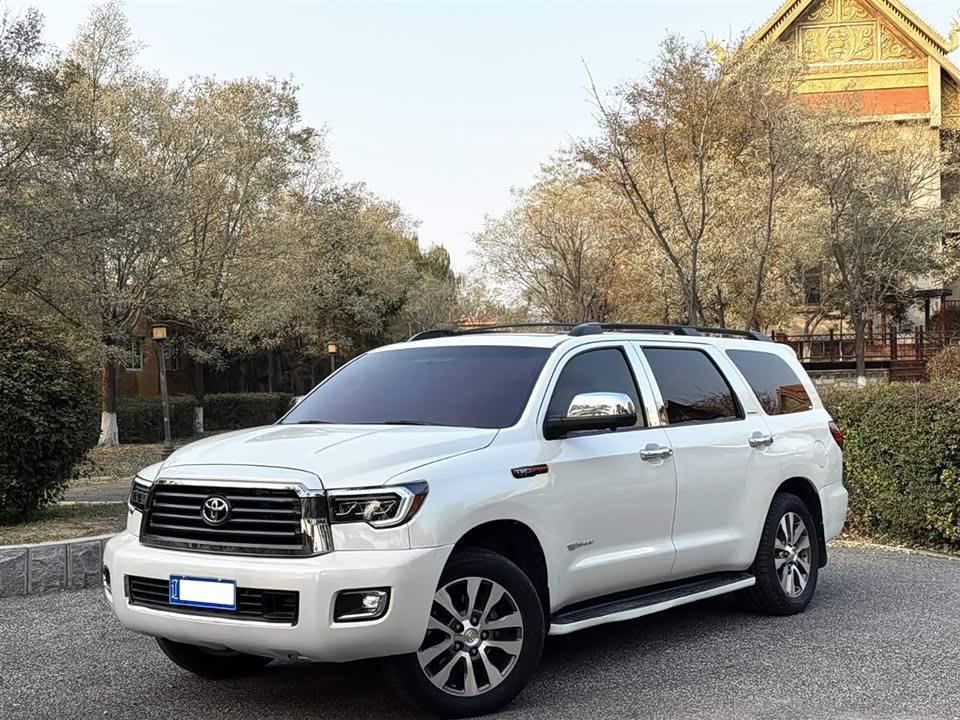 Toyota Sequoia
