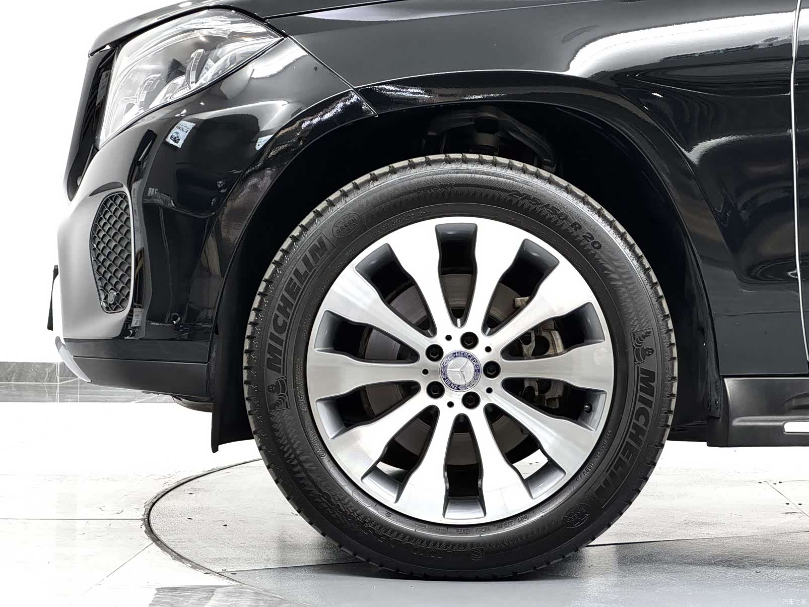 Mercedes-Benz GLS, 2016 10