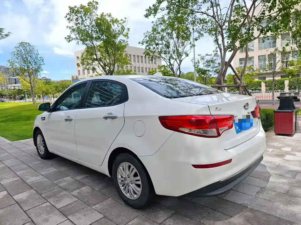 Kia K2