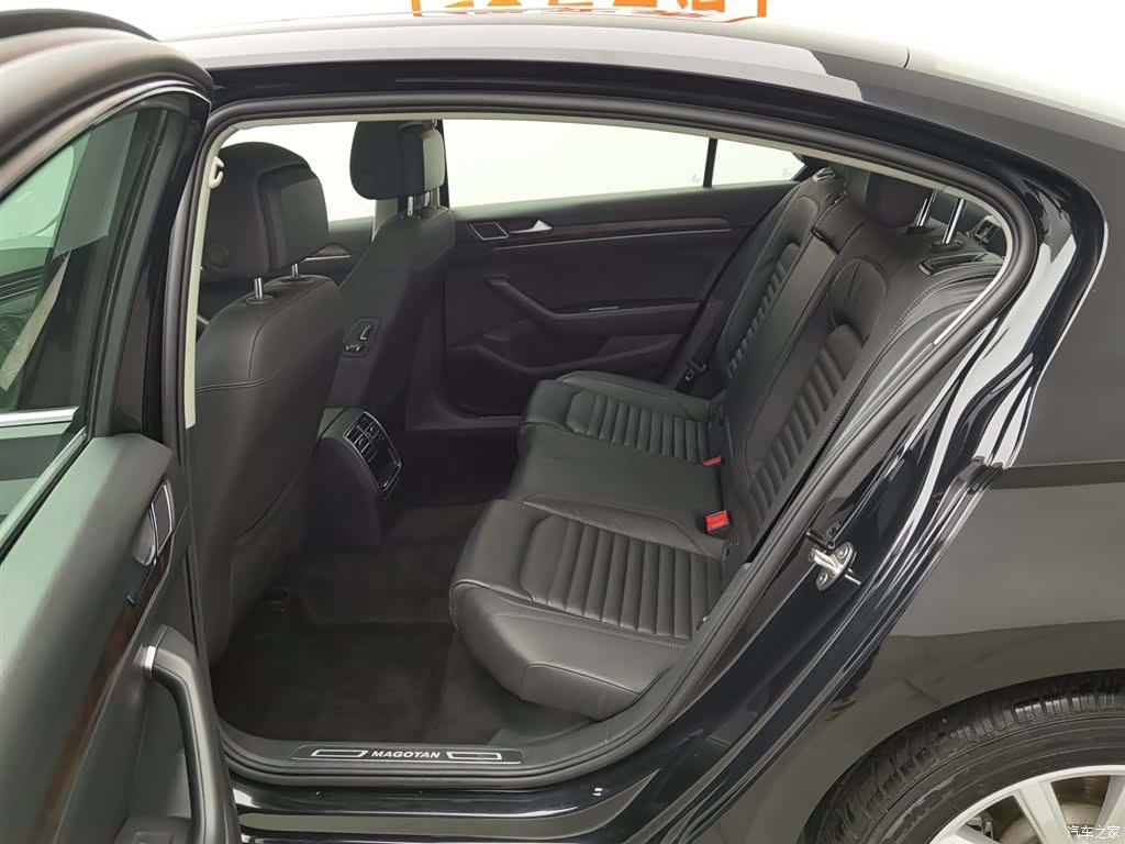 Volkswagen Magotan, 2019 15