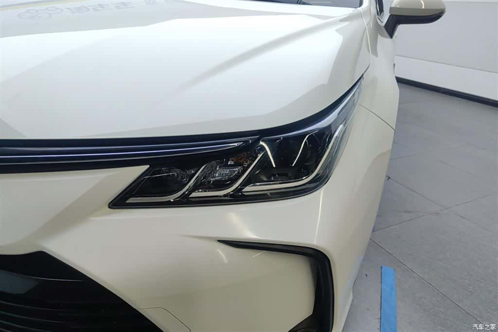 Toyota Corolla, 2022 все фото