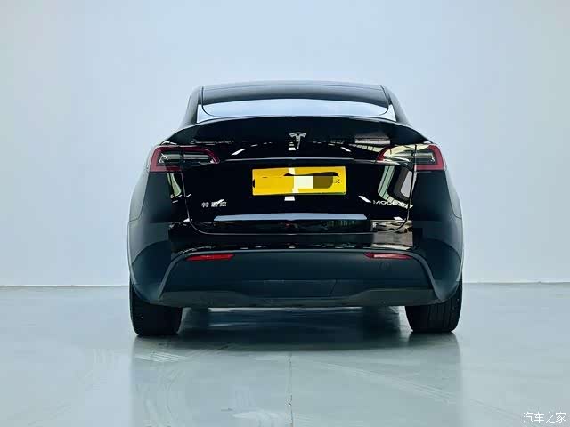 Tesla Model Y, 2022 8