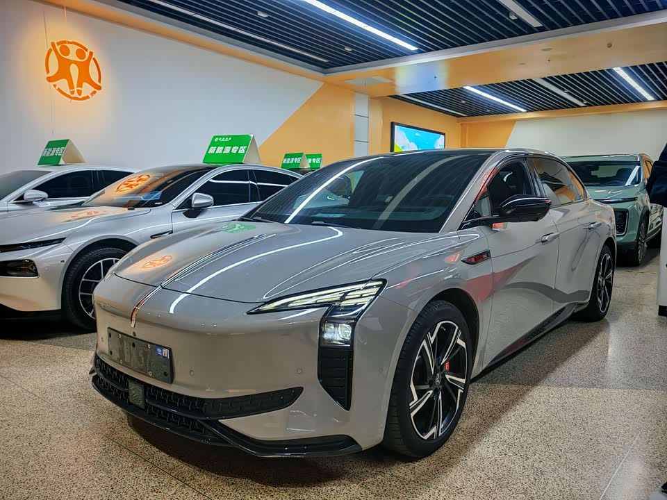 Hongqi EH7 Hongqi EH7