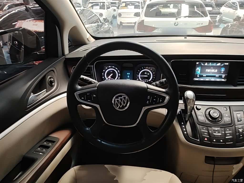 Buick GL8, 2019 11