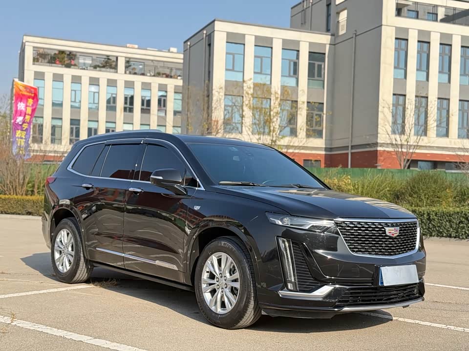 Cadillac XT6
